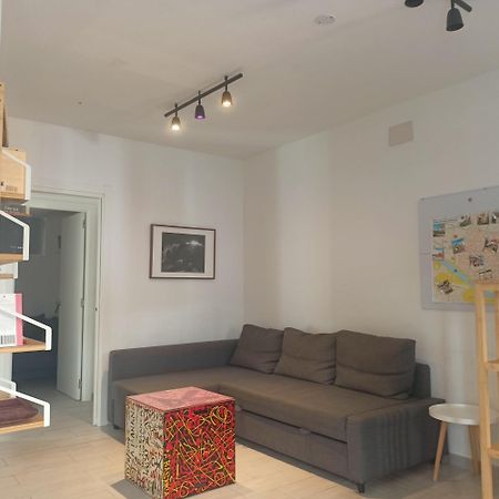 La Casa De Los Viajantes Seville Ngoại thất bức ảnh