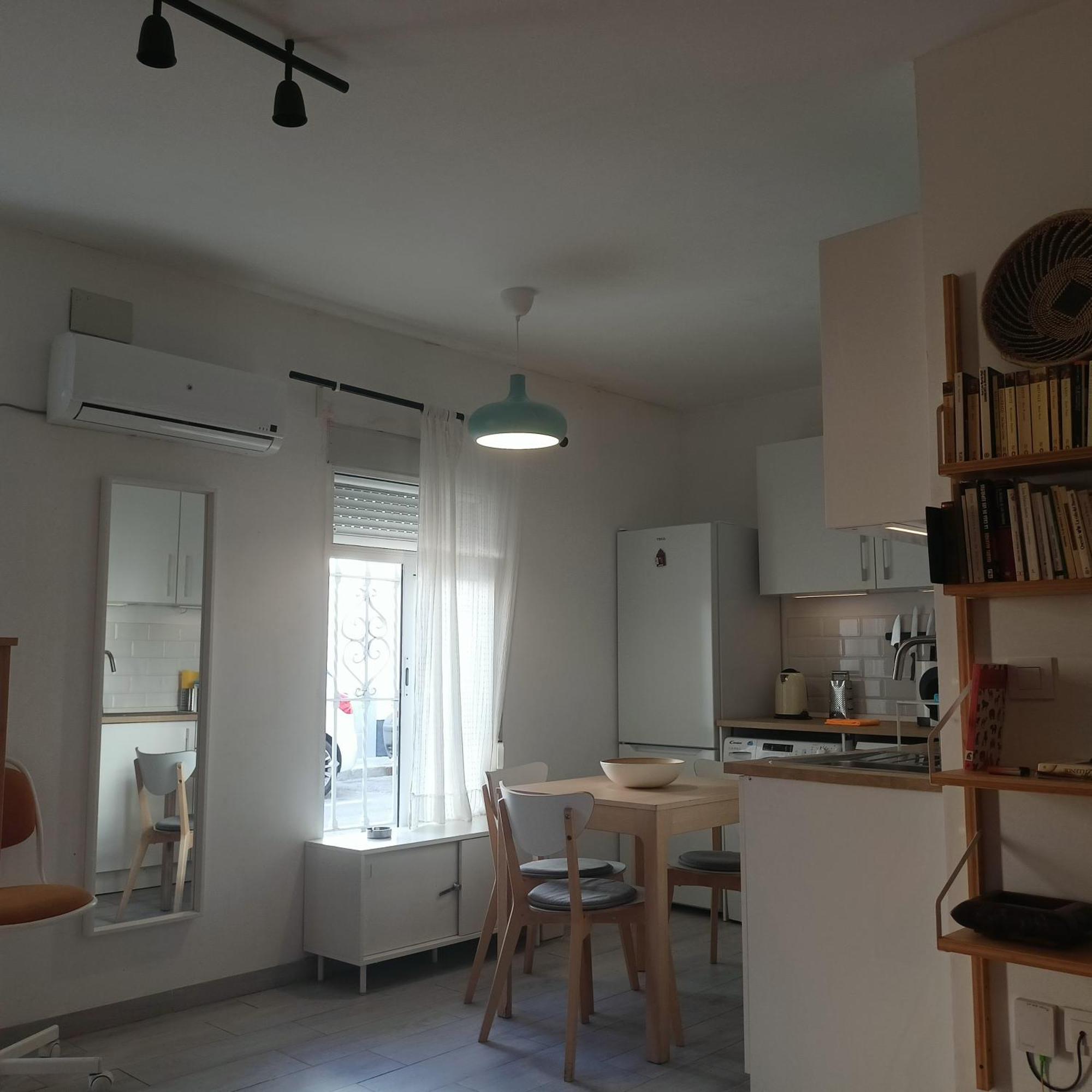 La Casa De Los Viajantes Seville Ngoại thất bức ảnh